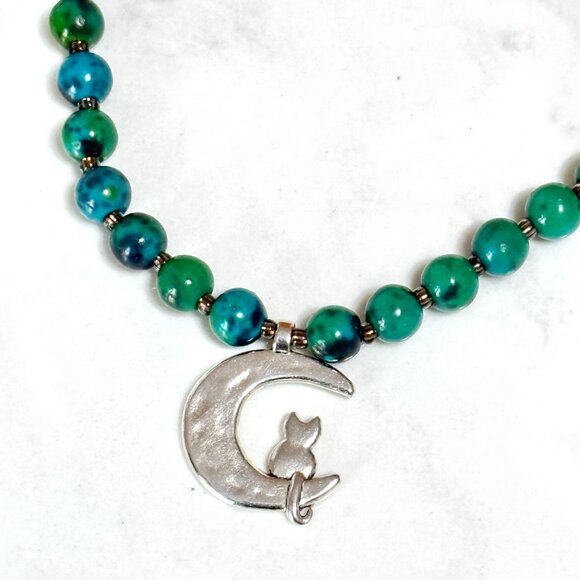 Teal Chrysocolla Short Necklace, Genuine Gemstone & Silver Cat on the Moon Charm - Picture 5 of 13